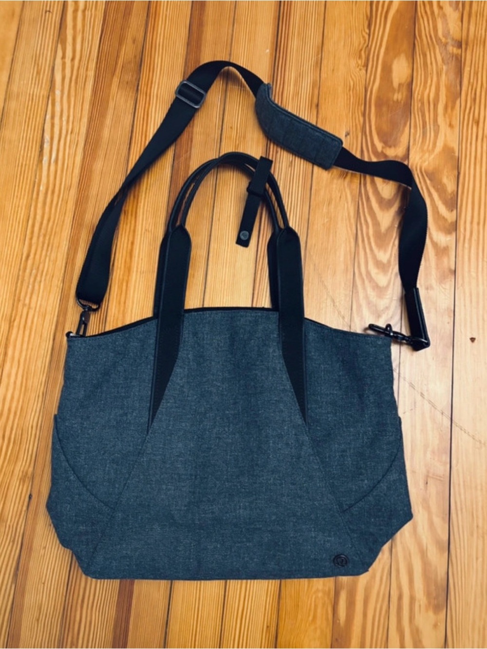 Like new Lululemon Tote Bag